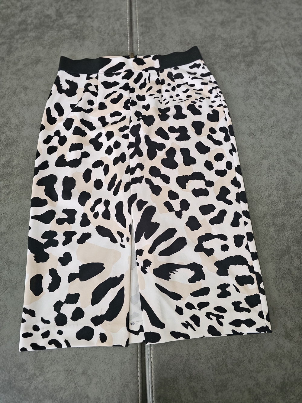 Worthington Leopard Print Midi Skirt in Black & Cream Size 10